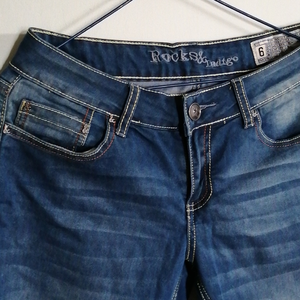 2/$20 Rocks & indigo crops - Picture 7 of 7